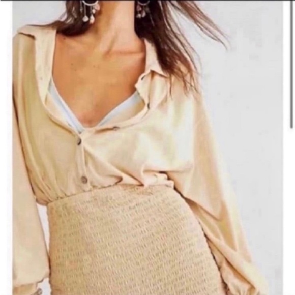 Free people beach Beige Smocked Dress with Long Sleeves - Picture 2 of 6
